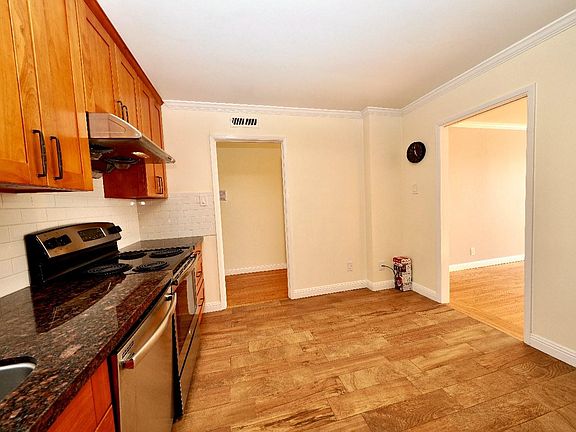 4th image of 139 Parker Ave APT 3