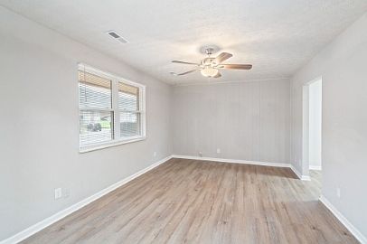 1st image of 2823 Colt Dr APT 1
