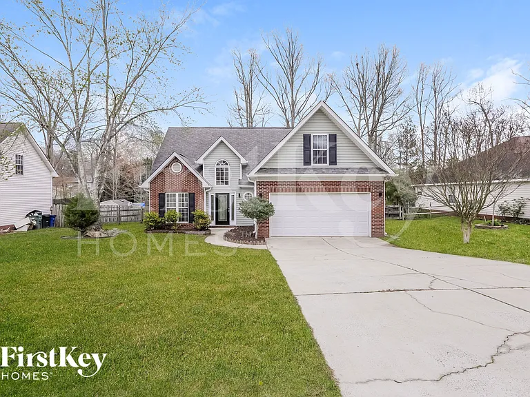 1620 Winthrop Ln — Photo 1