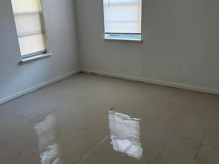 607 Curry Ave — Photo 7