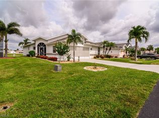 17511 Fan Palm Ct, North Fort Myers, FL 33917