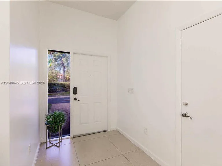 21475 SW 90th Pl — Photo 5