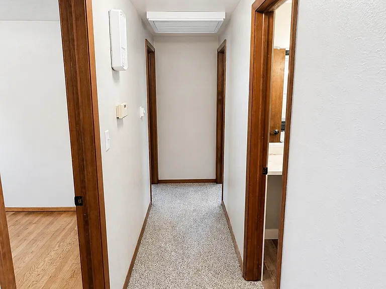 1403 Ponderosa Ave — Photo 9