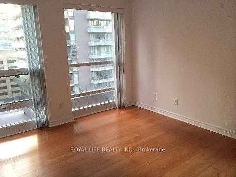 763 Bay St #809 — Photo 9