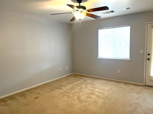 2403 Cherrywood Ct — Photo 8