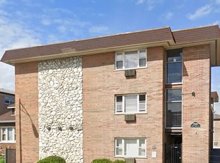 2330 N Harlem Ave APT 3F, Elmwood Park, IL 60707