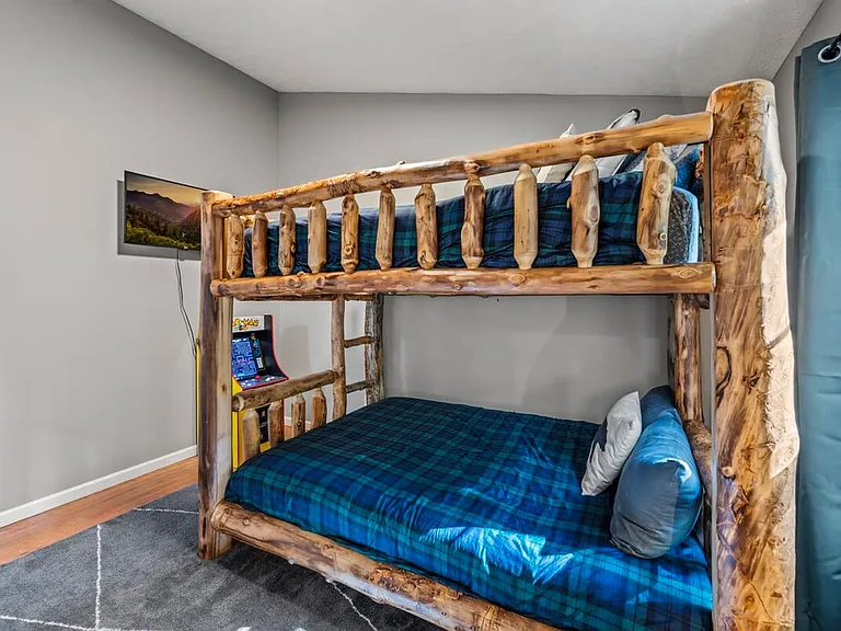 1430 William Holt Blvd — Photo 16