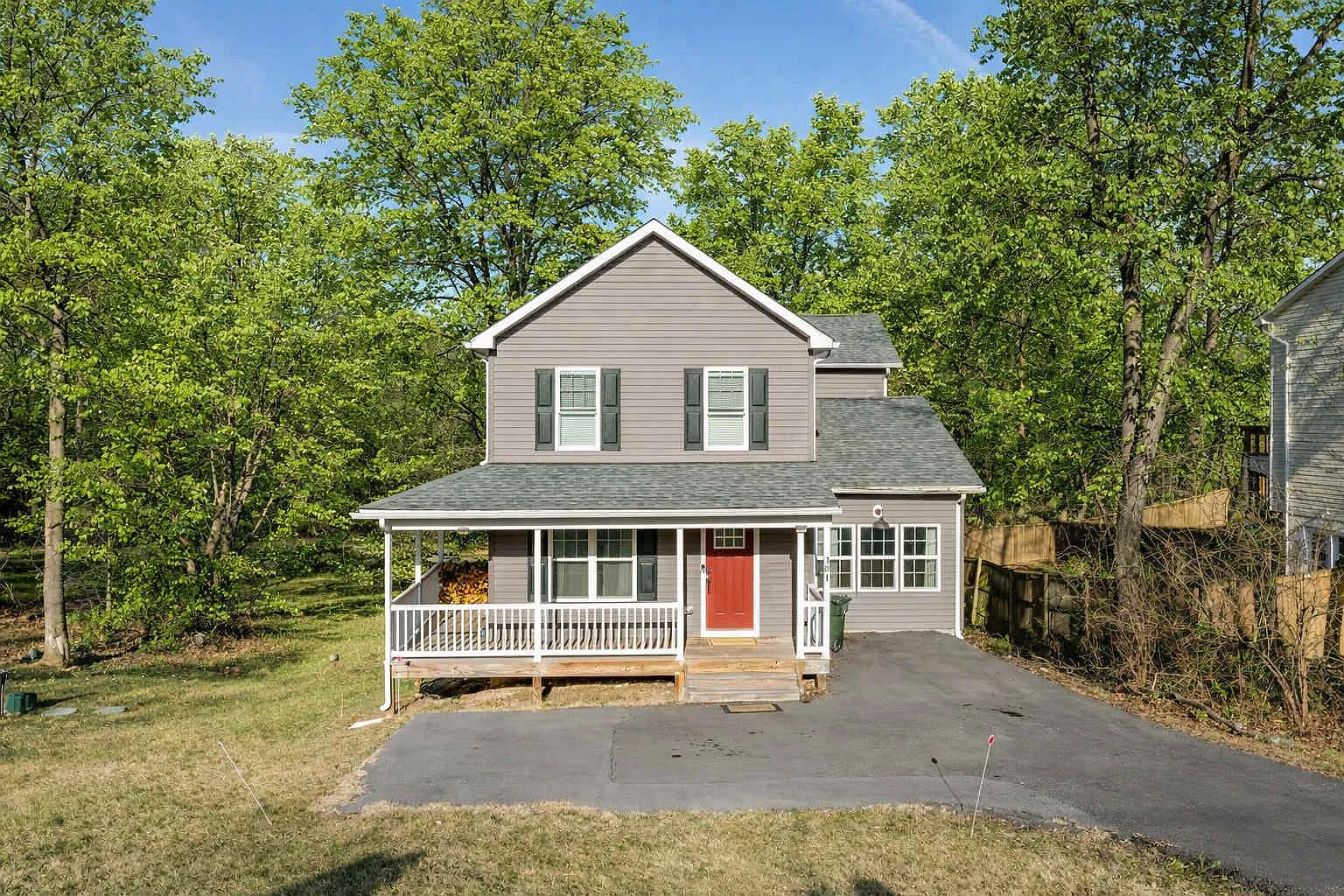 301 Rollason Dr — Photo 2