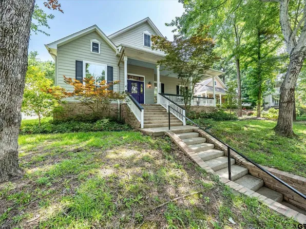 3953 Hanover Pl, Tyler, TX 75701