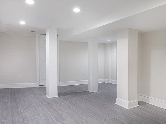 4th image of 120 Washington St #1