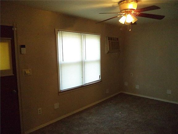 5th image of 5902 Dimple Dr