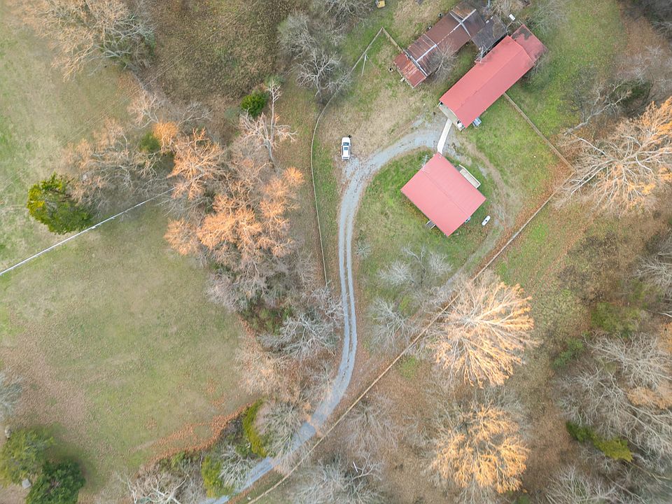 1st image of 1429 Horse Mountain Rd