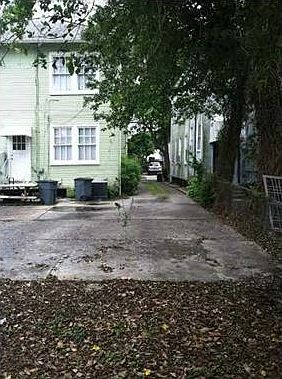 5th image of 2320 Audubon St #2320