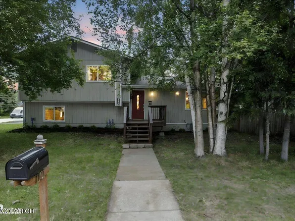 7101 Burlwood Dr, Anchorage, AK 99507