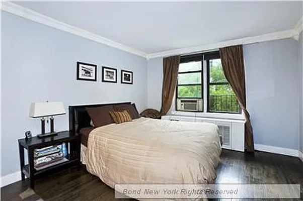Sold by Bond New York | media 7