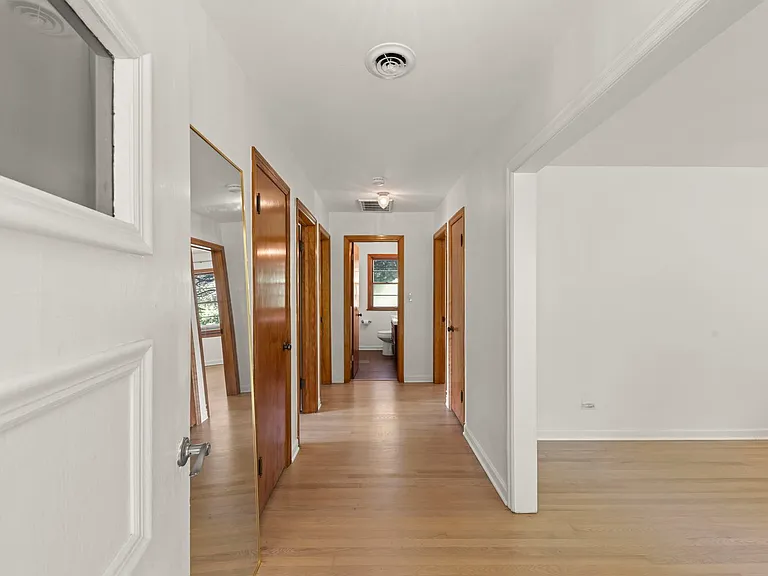 354 Indian Dr — Photo 11