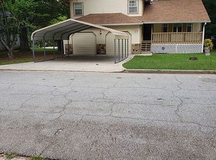 5720 Walter Trl, Stone Mountain, GA 30087