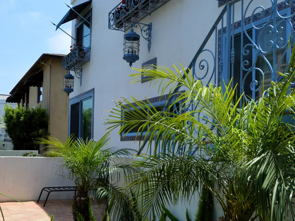 1237 Armacost, 1237 Armacost Ave #5c2b09d38, Los Angeles, CA 90025