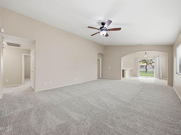 3rd image of 5305 W PECAN Road