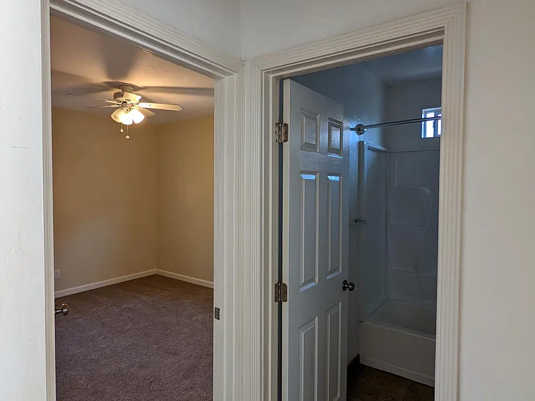 4186 Myrtle Ave — Photo 7