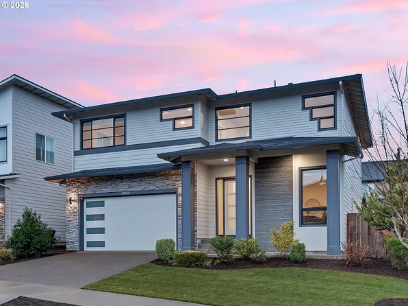 23886 SW Heron Lakes Dr, Sherwood, OR 97140