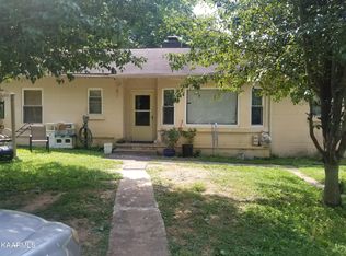 3310 Gillenwater Dr, Knoxville, TN 37917