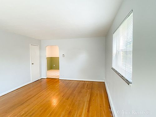 3rd image of 4964 Charlemar Dr APT 2