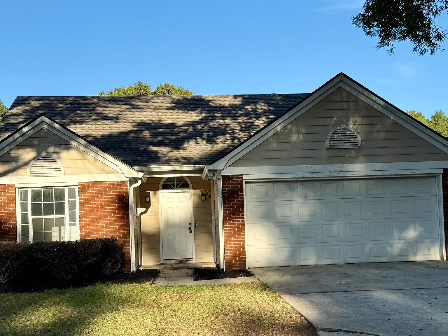 3 bed, 1248 sqft, $1,800 — Photo 2