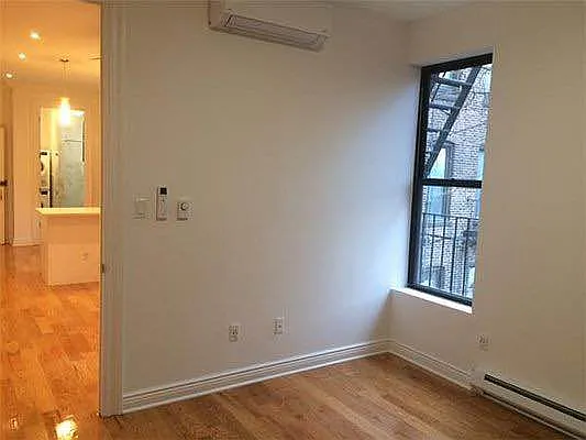 Rented by Brick&Mortar | media 10