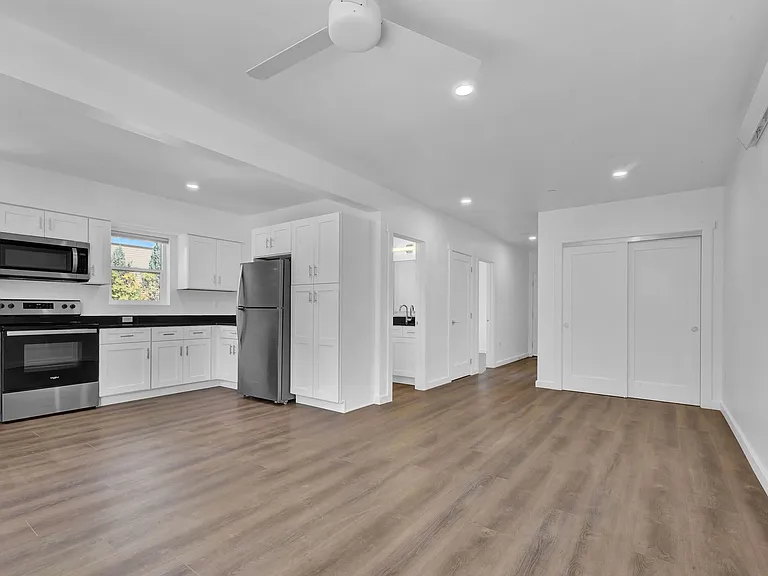 Saddle Lofts Apartments — Photo 4