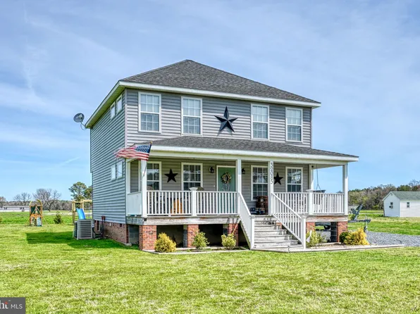 32085 Greta Rd, Atlantic, VA 23303