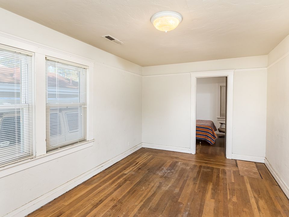 711 Broadway Santa Cruz CA 95062 Zillow