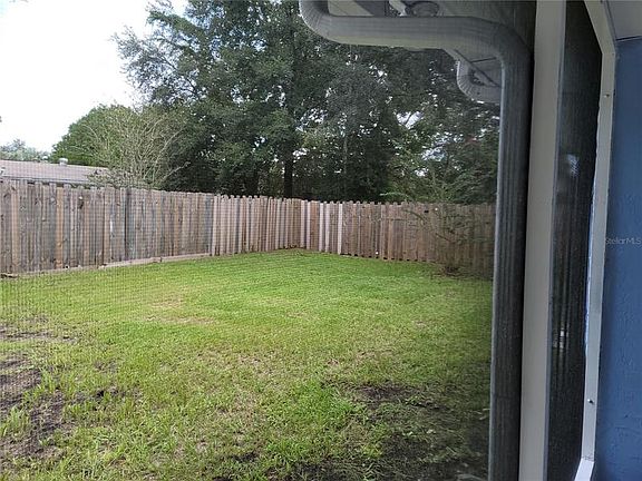 4th image of 245 Marion Oaks Ln