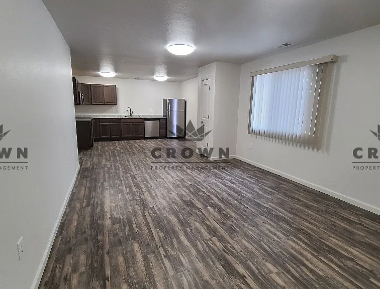 3503 Storey Blvd #B — Photo 4