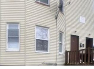 399 Oakland St FLOOR 1, Springfield, MA 01108