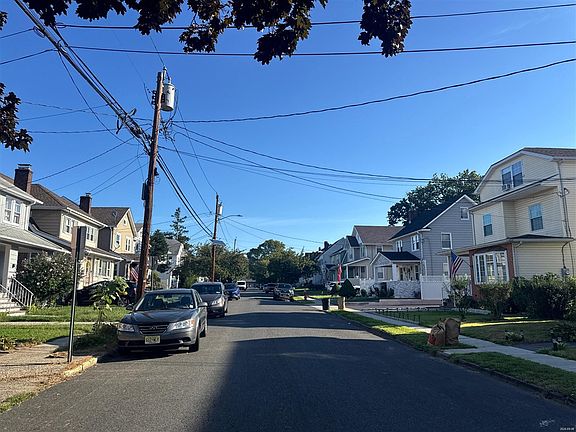 5th image of 172 Glenwood Rd