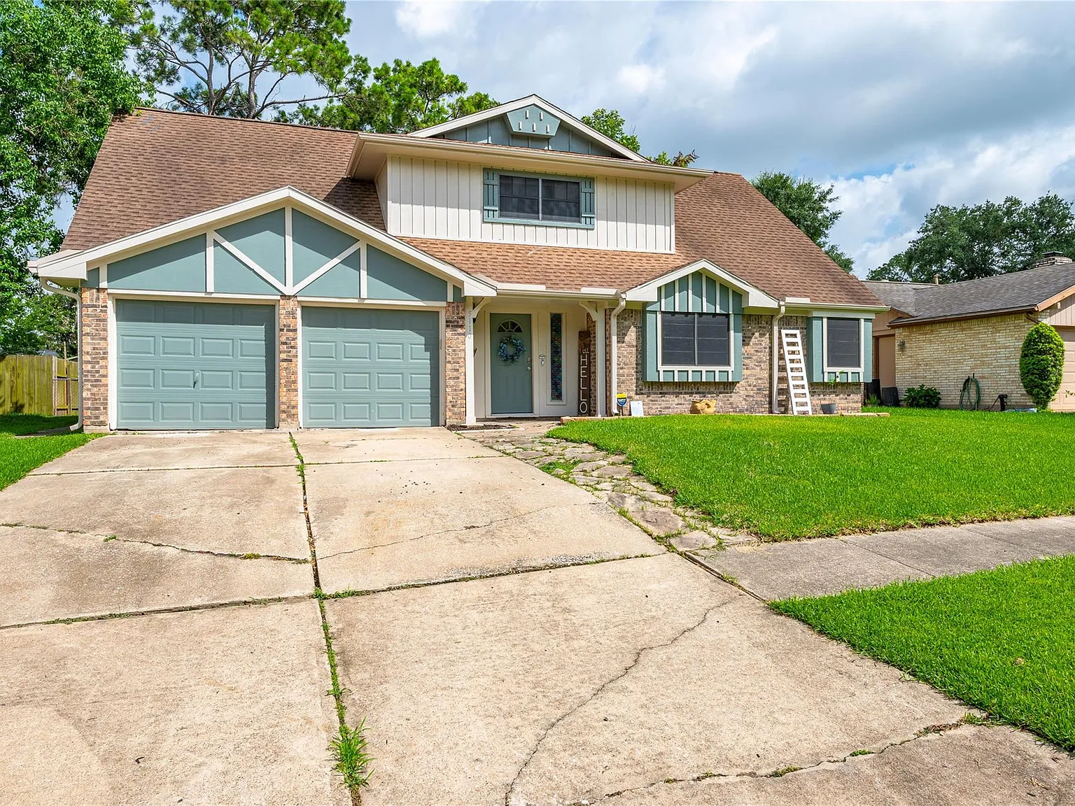 4 bed, 2.5 bath, 1966 sqft, $2,800 — Photo 4