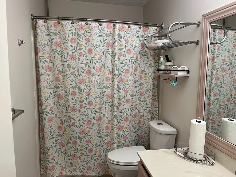Bathroom2