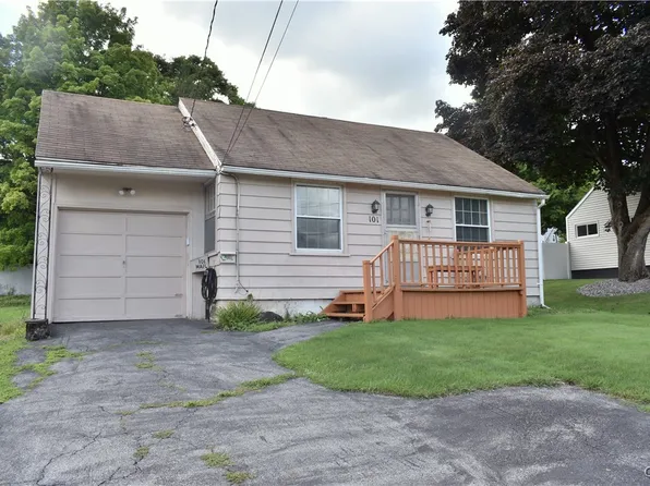 101 Yorkshire Blvd, Syracuse, NY 13219