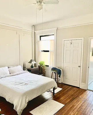 Rented by Nooklyn NYC LLC | media 23