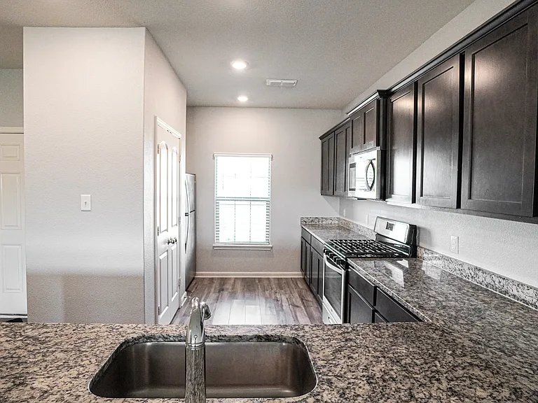 3012 Villegas Way — Photo 8