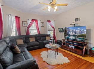 94 Blossom St, Chelsea, MA 02150