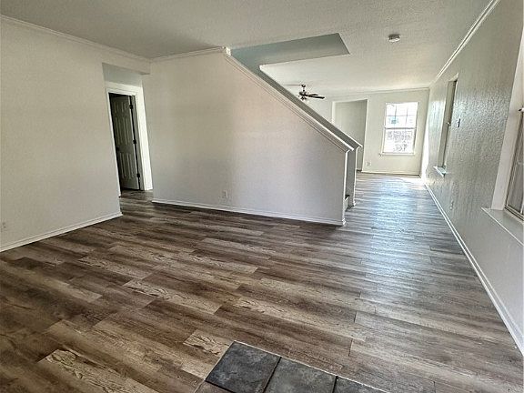 3rd image of 380 Copper Wood Dr