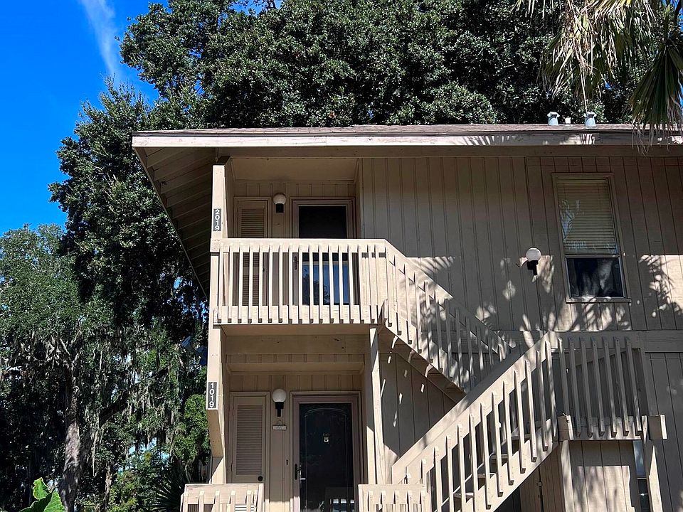 1st image of 2019 Seacliff Dr N