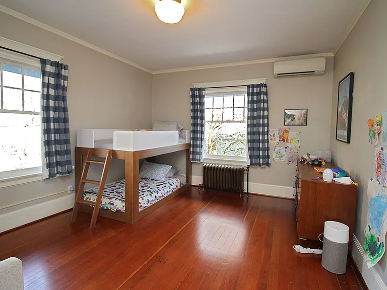 2343 NE 21st Ave — Photo 21