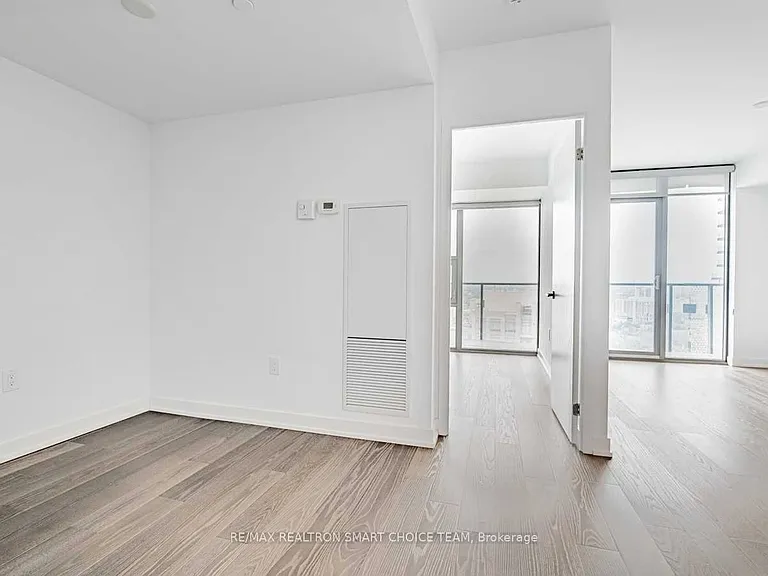 11 Wellesley St W #2506 — Photo 12