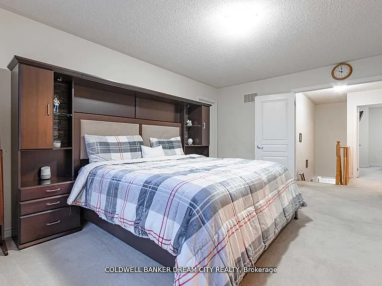 37 Stoyell Dr — Photo 17