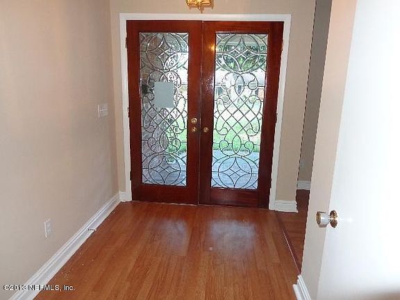 2nd image of 1031 Parkridge Cir E
