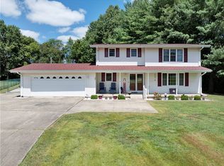 799 Shadwell Ave, Flora, IL 62839