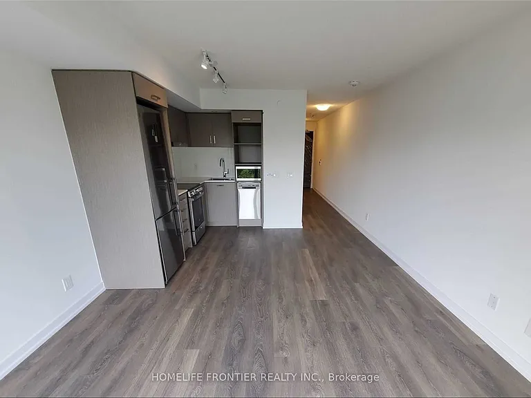 219 Dundas St E #702 — Photo 2